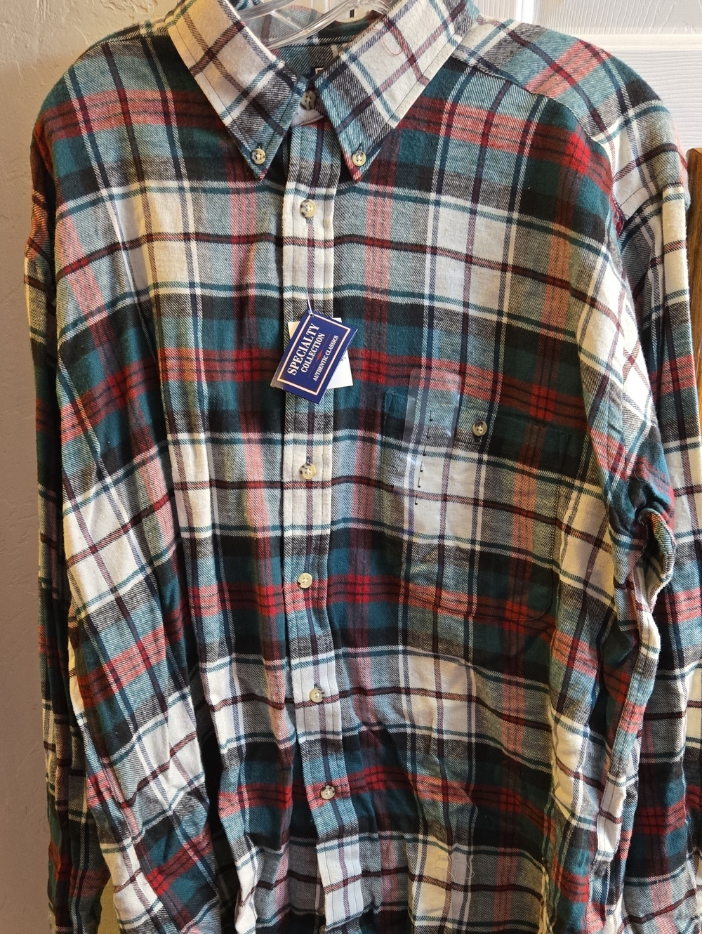 Specialty Collection Men's Plaid Button-Down Shirt in Tartan Green, Red & White